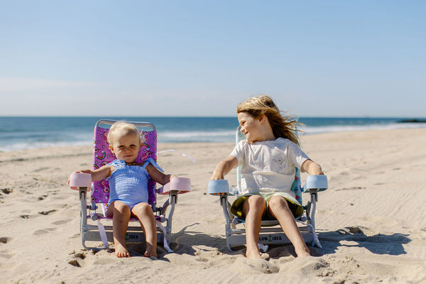 FishFlops® Gully Child Beach Chair in Violet The Seahorse
