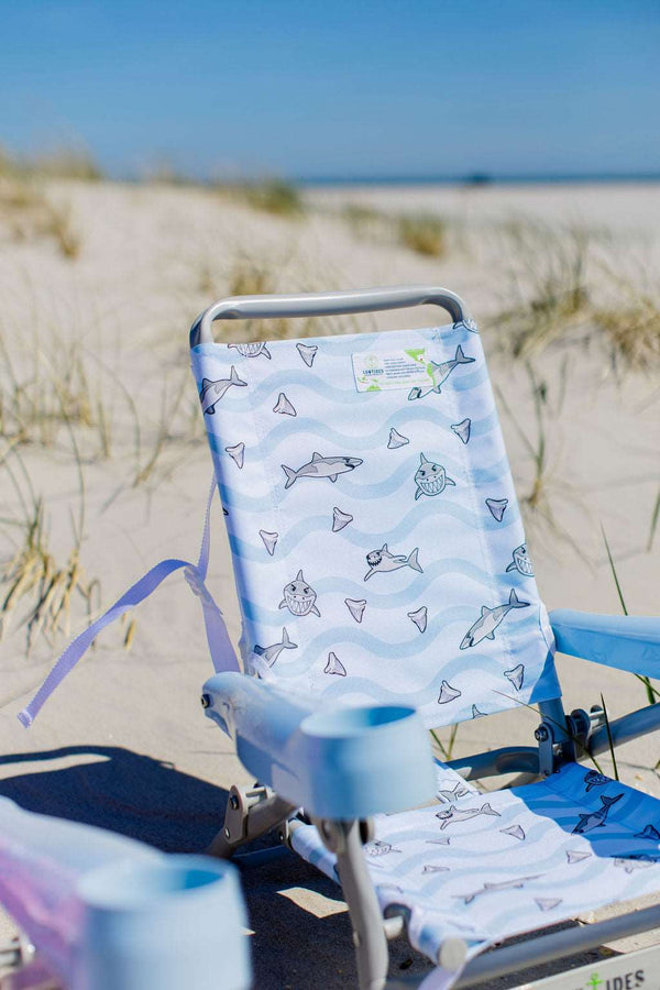 FishFlops® Gully Child Beach Chair in Chomper The Shark
