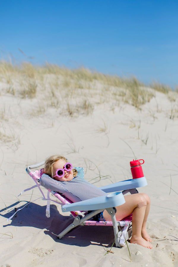 FishFlops® Gully Child Beach Chair in Daisy The Narwhal